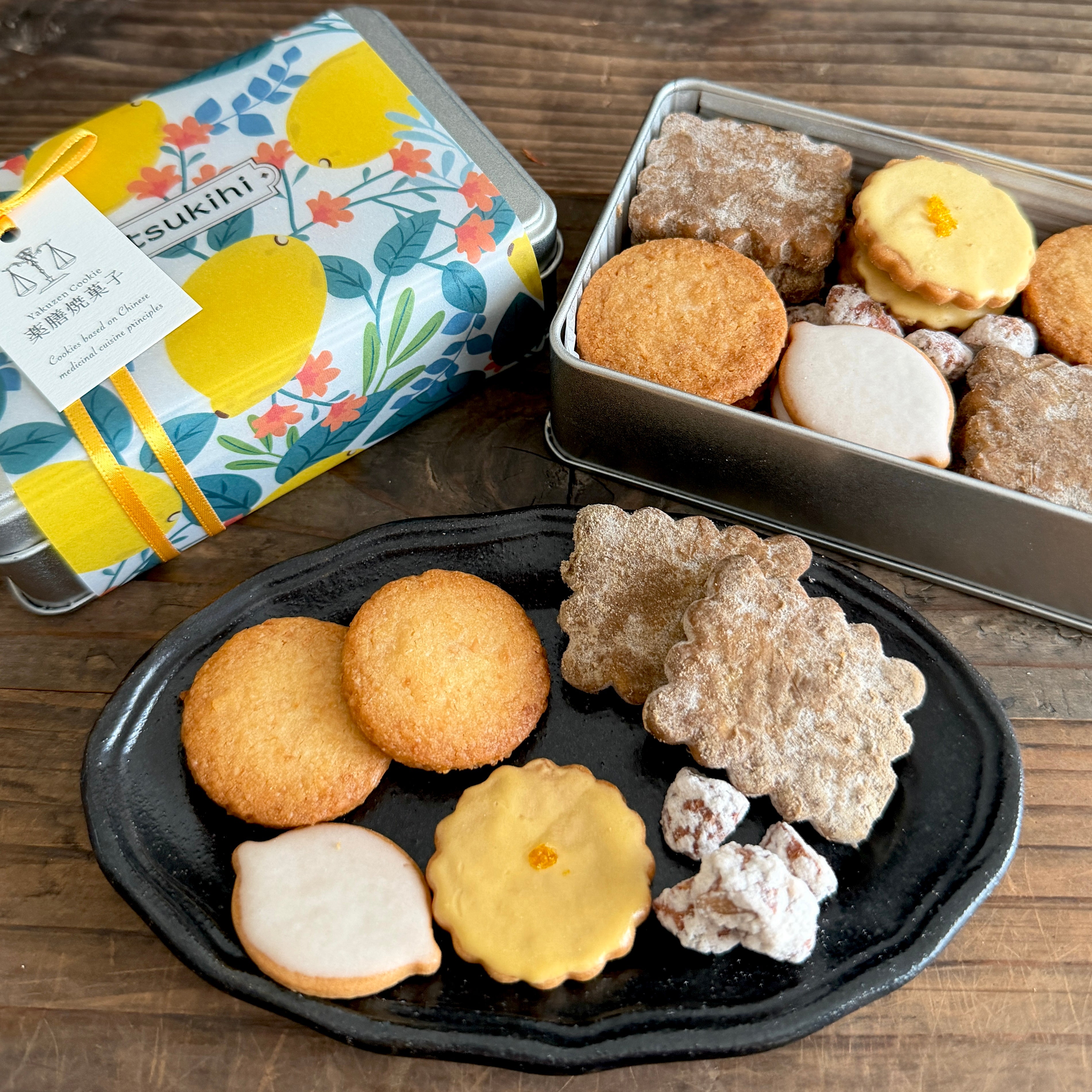 期間限定🍋レモンづくしの『夏缶』 ギフト・手土産 – tsukihi